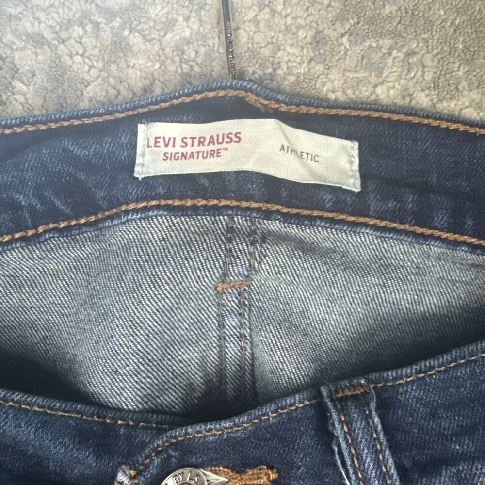 Signature Levi Strauss Athletic Fit Straight Leg Jeans Blue Size 34x30